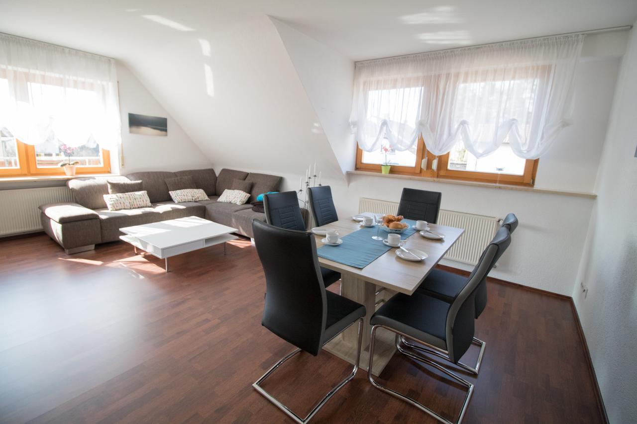 Ferienwohnung Weiher - Naehe Nuernberg / Messe Schwanstetten Екстериор снимка